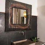 Seven Maze Charming House 3* Bari