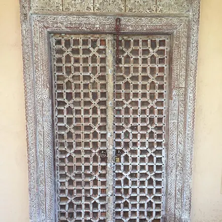 Seven Maze Charming House Bed & Breakfast Bari
