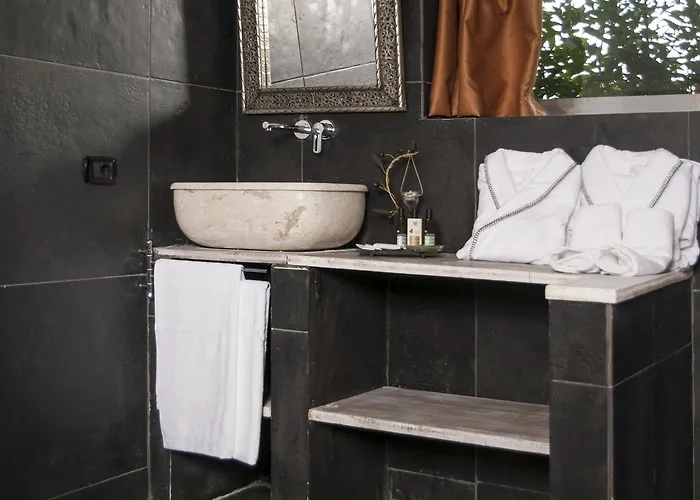 Seven Maze Charming House فندق مبيت وإفطار