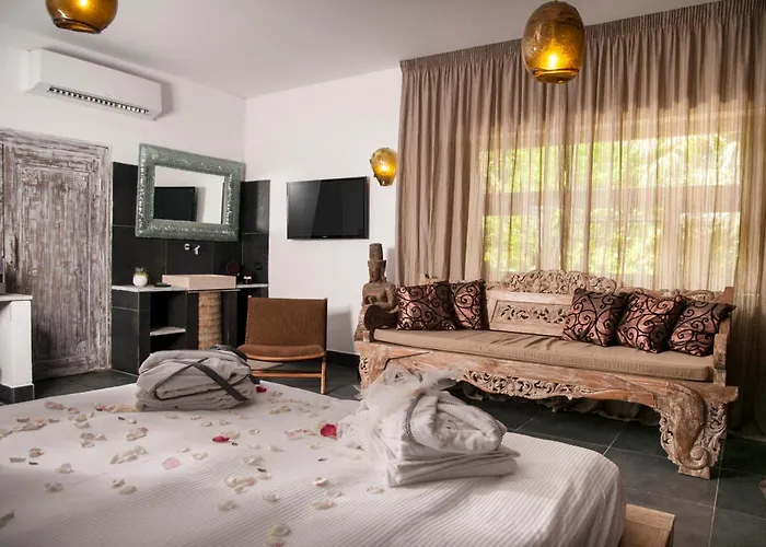 Seven Maze Charming House فندق مبيت وإفطار